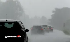 thumbnail_Raining highway.webp